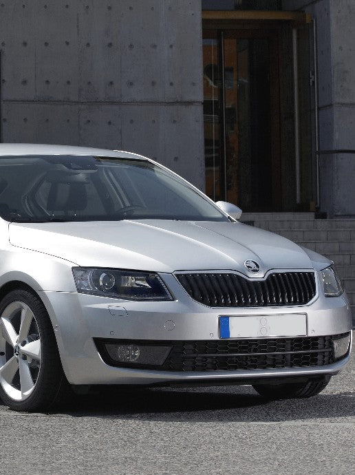 OCTAVIA (2013>)->SKODA